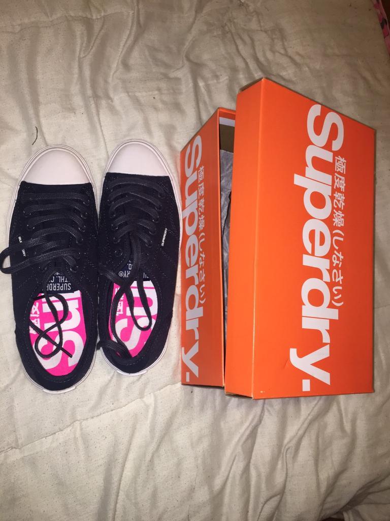 ladies navy trainers size 5